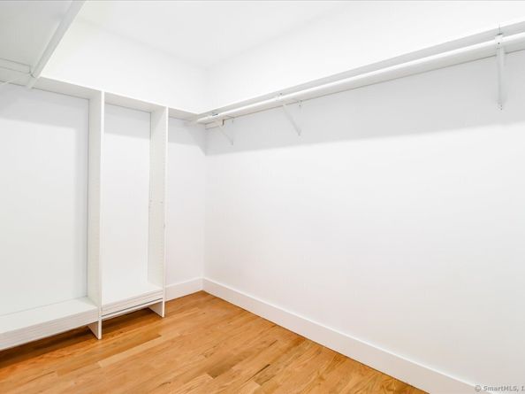12 Deer Run Road, Brookfield CT 06804