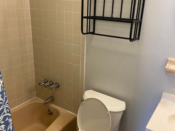 5 Woodside Avenue D41, Danbury CT 06810