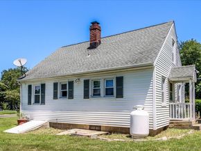 168 Candlewood Lake Road, Brookfield CT 06804