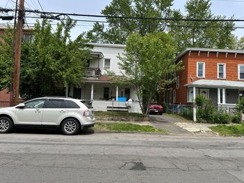 1050 Hancock Avenue