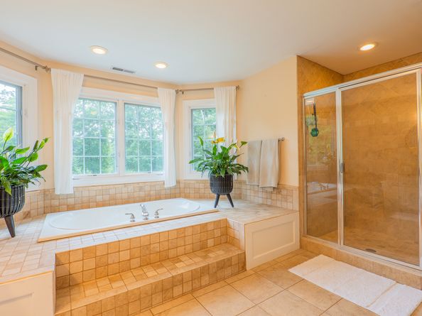 14 Daniels Hill Road, Newtown CT 06470