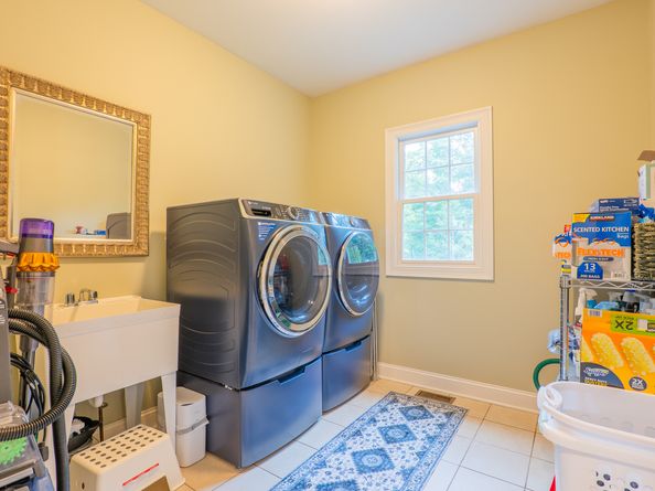 14 Daniels Hill Road, Newtown CT 06470