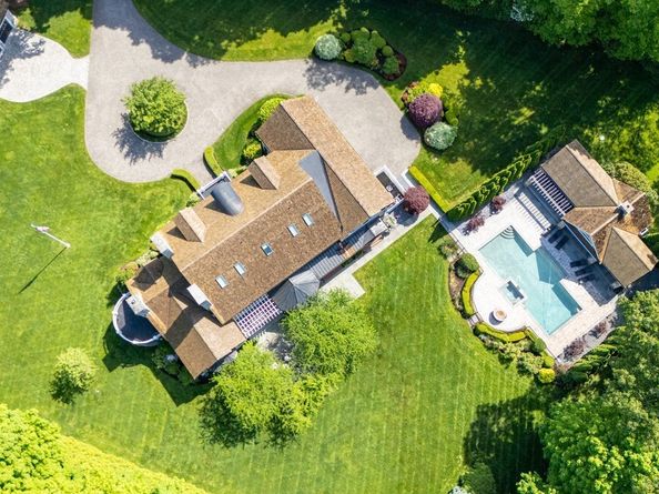 174 Branchville Road, Ridgefield CT 06877