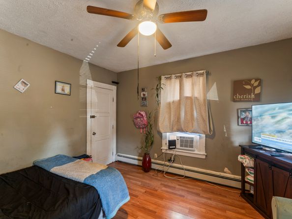 27 Bunnell Street, Bridgeport CT 06607