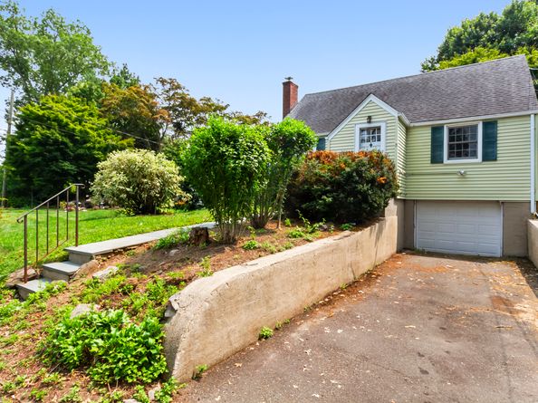 25 Ponus Avenue, Norwalk CT 06850