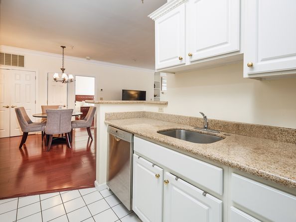 105 Richards Avenue 2305, Norwalk CT 06854