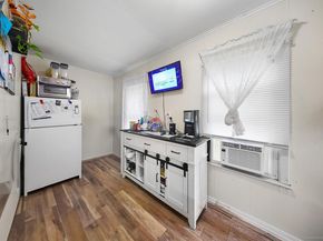 33 Granfield Avenue, Bridgeport CT 06610