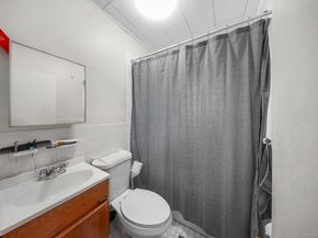 33 Granfield Avenue, Bridgeport CT 06610