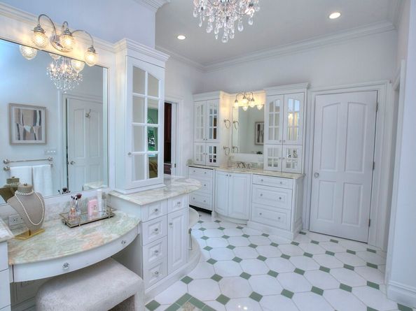 4 Jennings Court, Westport CT 06880