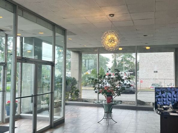 2370 North Avenue 4C, Bridgeport CT 06604