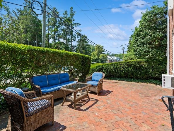84 Putnam Park, Greenwich CT 06830