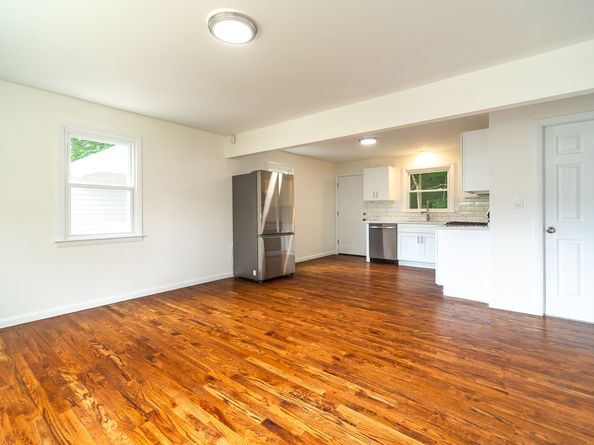 112 Pitt Street, Bridgeport CT 06606