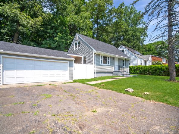 112 Pitt Street, Bridgeport CT 06606