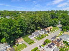 112 Pitt Street, Bridgeport CT 06606