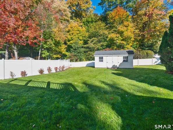 260 West Avenue, Darien CT 06820