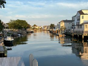 318 320 Pine Creek Avenue, Fairfield CT 06824