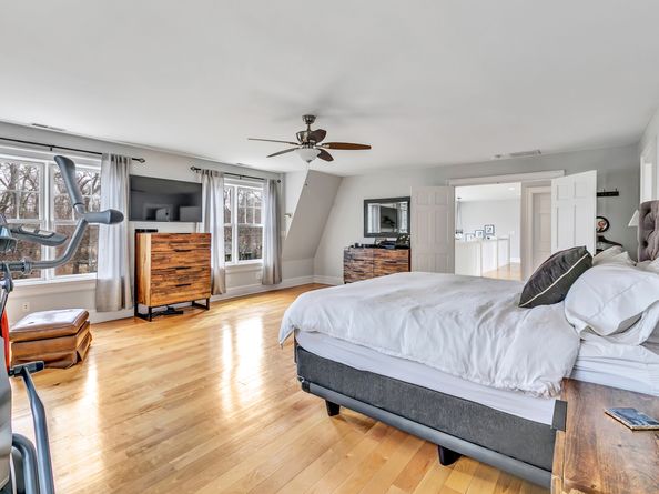 41 Mohawk Drive, Norwalk CT 06851