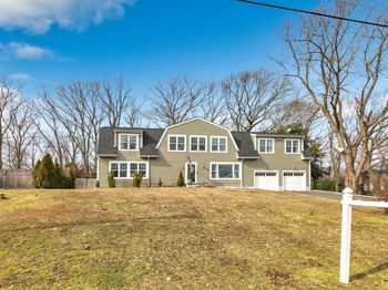41 Mohawk Drive