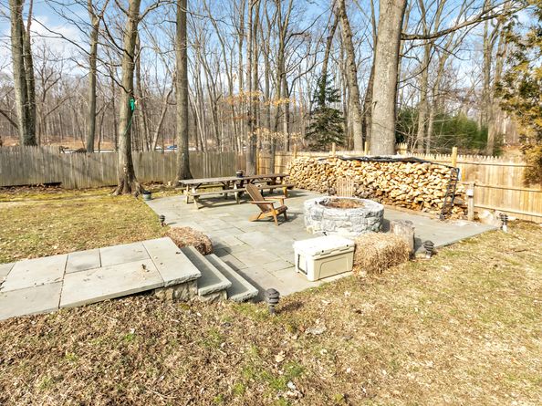 41 Mohawk Drive, Norwalk CT 06851
