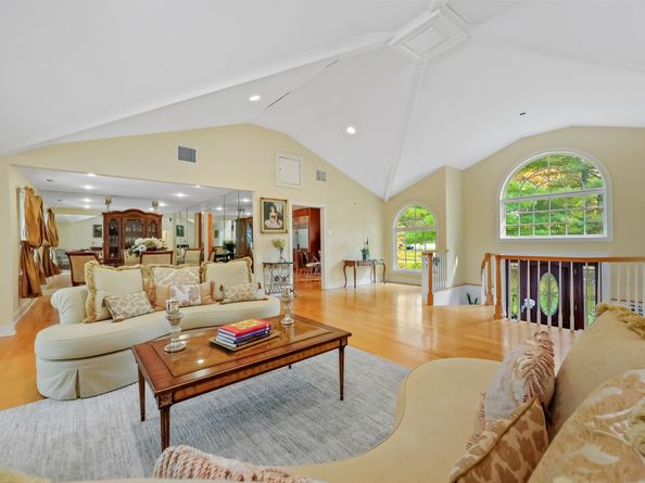 2190 Sturges Highway, Fairfield CT 06880
