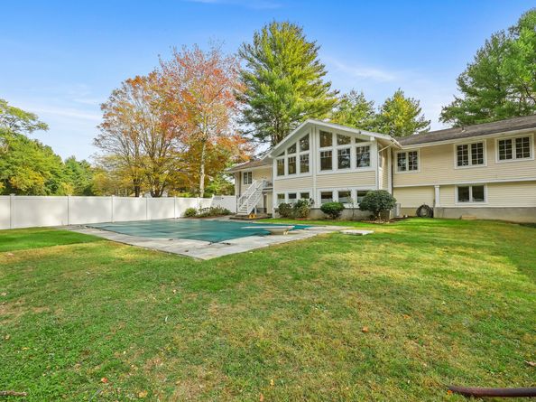2190 Sturges Highway, Fairfield CT 06880