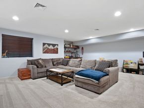 6 Bristol Terrace 6, Danbury CT 06810