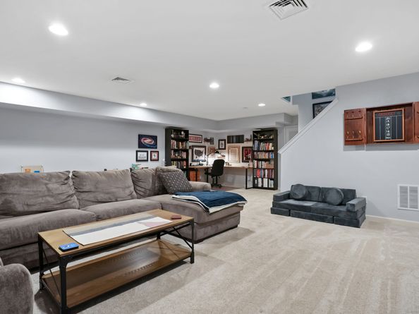 6 Bristol Terrace 6, Danbury CT 06810