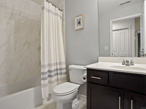 6 Bristol Terrace 6, Danbury CT 06810