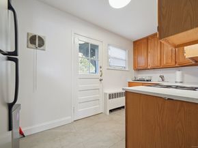 108 Strawberry Hill Avenue 1, Stamford CT 06902