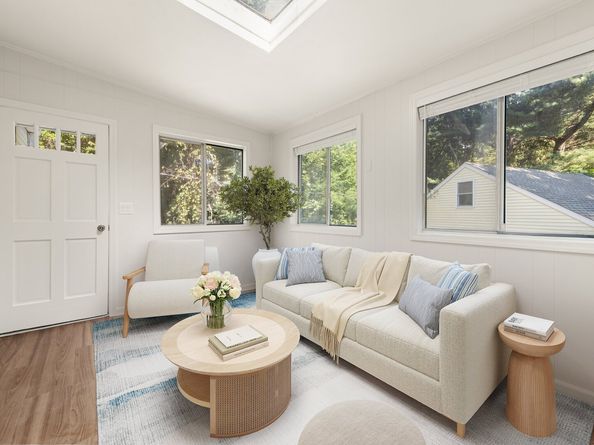 48 Meyer Place, Greenwich CT 06878