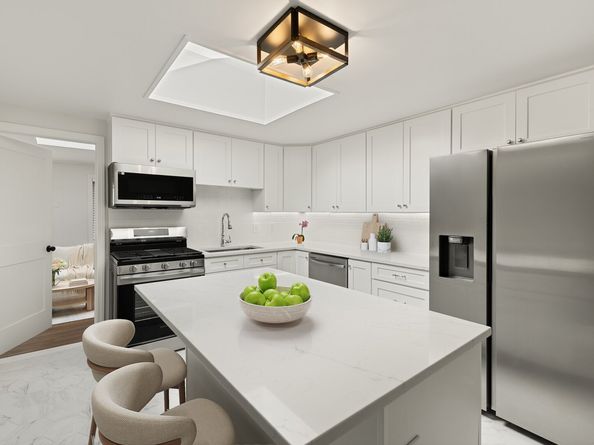 48 Meyer Place, Greenwich CT 06878