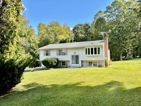 21 Adams Drive, Bethel CT 06801