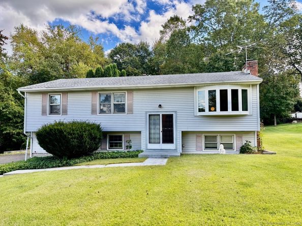 21 Adams Drive, Bethel CT 06801