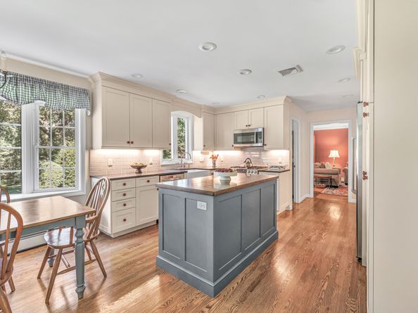 23 Finchwood Drive, Trumbull CT 06611