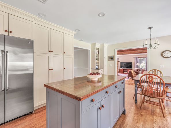 23 Finchwood Drive, Trumbull CT 06611