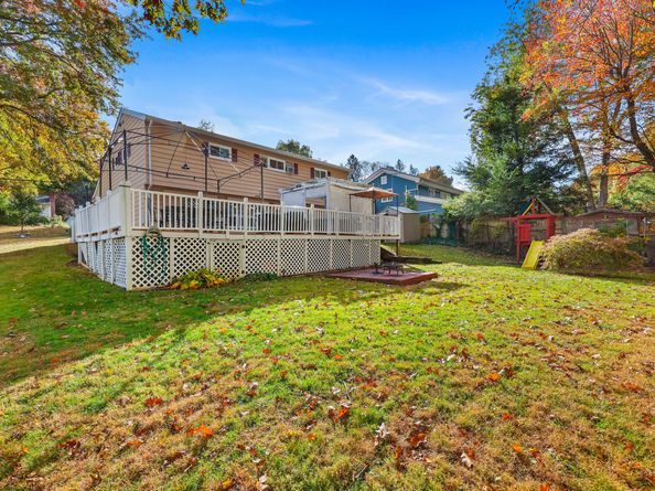 113 Wood Ridge Drive, Stamford CT 06905