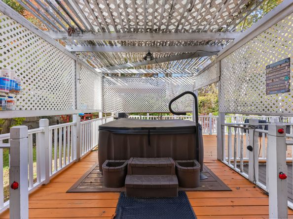 113 Wood Ridge Drive, Stamford CT 06905