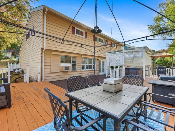 113 Wood Ridge Drive, Stamford CT 06905