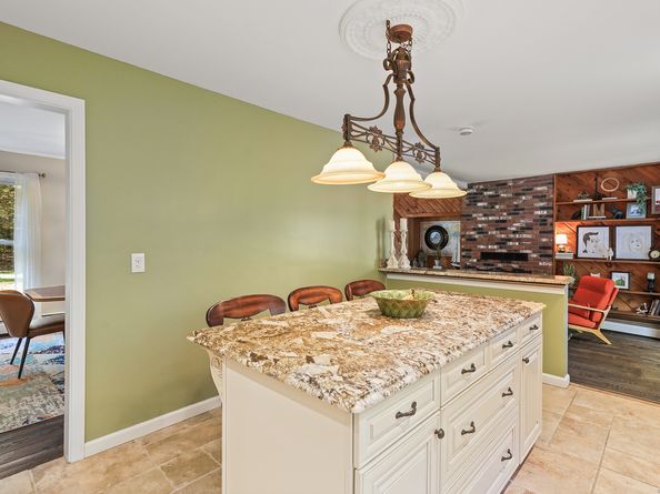 19 Kimberly Drive, Brookfield CT 06804