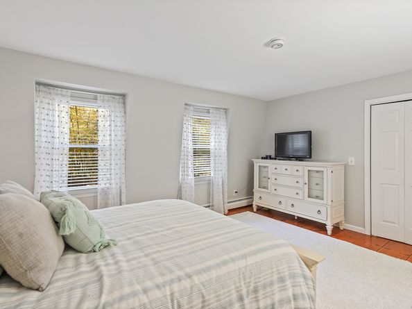 19 Kimberly Drive, Brookfield CT 06804