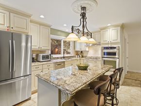 19 Kimberly Drive, Brookfield CT 06804