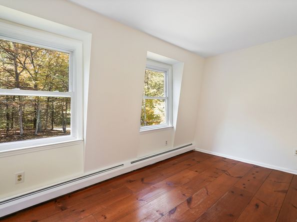 19 Kimberly Drive, Brookfield CT 06804