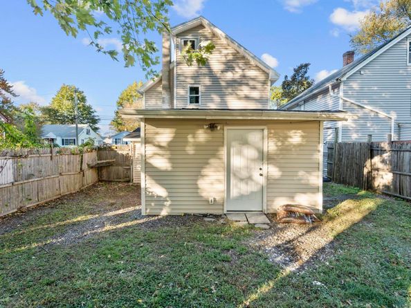 107 Dewey Street, Stratford CT 06615