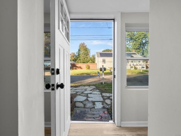107 Dewey Street, Stratford CT 06615