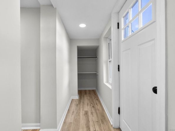 107 Dewey Street, Stratford CT 06615