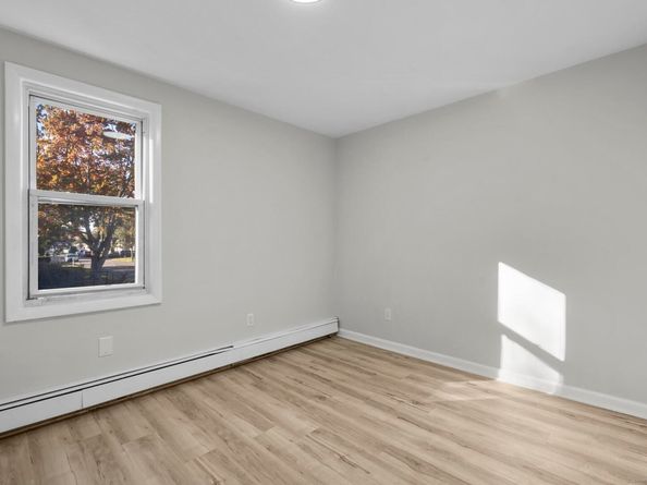 107 Dewey Street, Stratford CT 06615