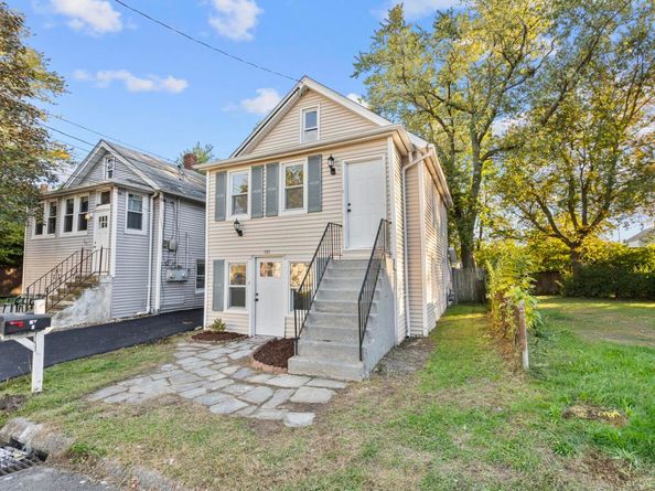 107 Dewey Street, Stratford CT 06615