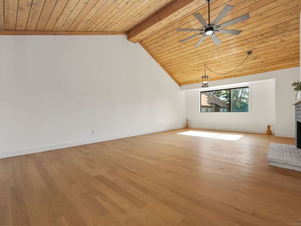 488 Commanche Lane A, Stratford CT 06614