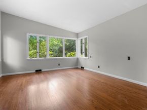 999 Monroe Turnpike, Monroe CT 06468