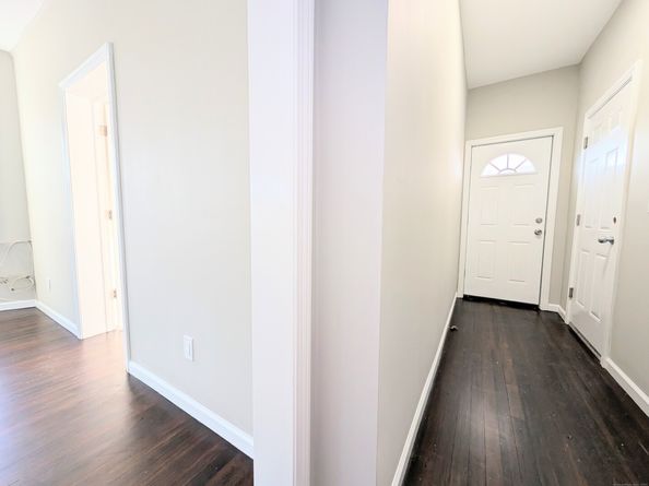 54 6th Street, Bridgeport CT 06607